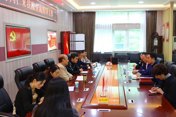 机关党委来买球的app官网交流指导党建工作